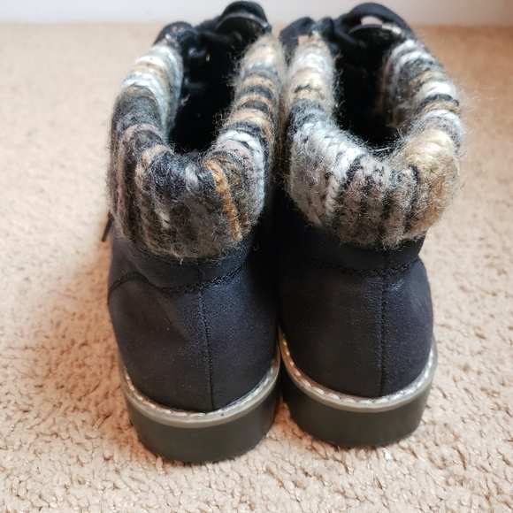 CLIFFS Laced Boots - Picture 6 of 11